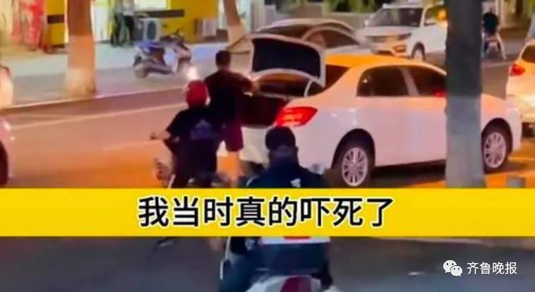 这种说法是不准确的。关于南京发生的男子殴打女乘客事件，司机采取了适当的行动来制止暴力行为。然而，具体的细节和背景信息可能有所不同，因此不能简单地做出结论说司机照死压制。在处理此类事件时，应该尊重事实真相，避免传播不实信息和误导公众。同时，对于任何形式的暴力行为，我们都应该坚决反对和制止。