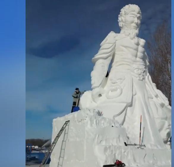 雪雕师回应黑悟空雪雕被嘲憨厚